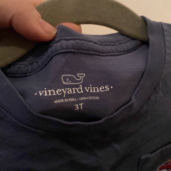Vineyard vines navy 3T tee - Picture 5 of 5